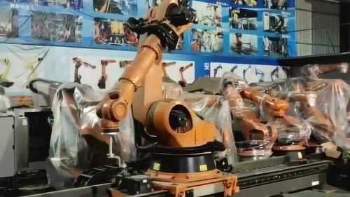 智能浪潮下的工業進化 機器人是否會取代人類工人？